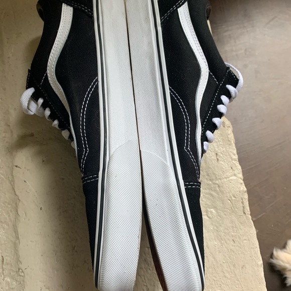 Black Men’s Vans Size 11 - Picture 2 of 5
